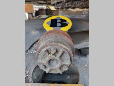 Volvo rollers 14573180 for Volvo excavators sold by Balavto