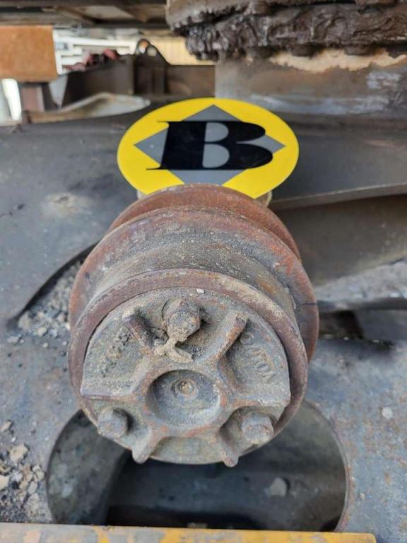 Volvo rollers 14573180 for Volvo excavators Photo 1