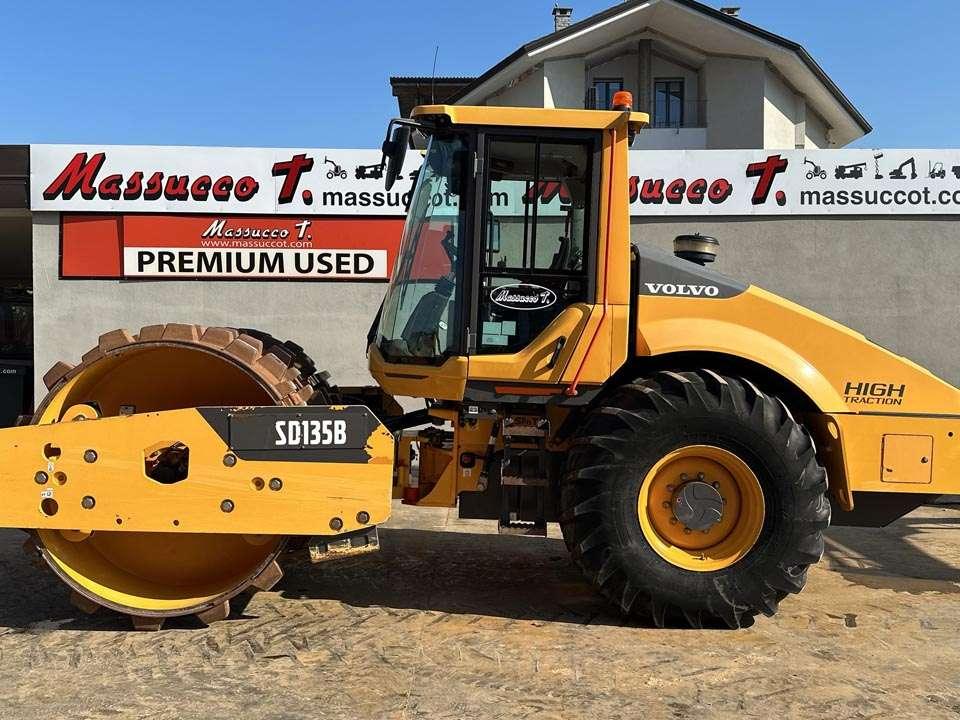 Volvo SD135B Photo 2