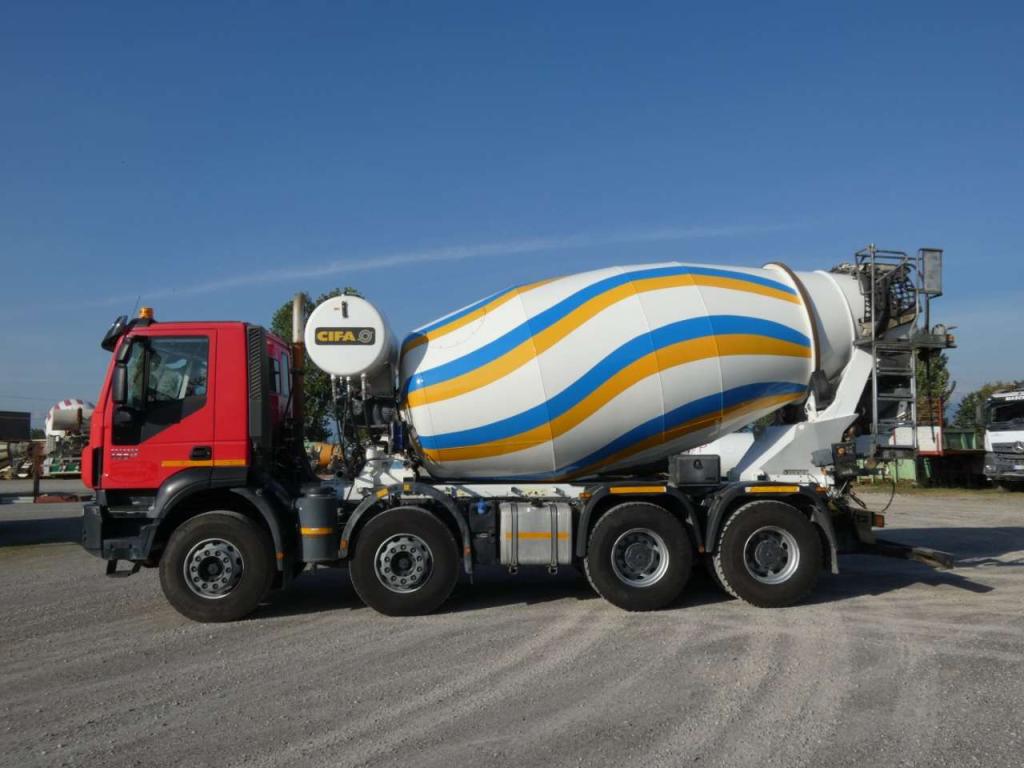 Iveco TRAKKER 450 Photo 2