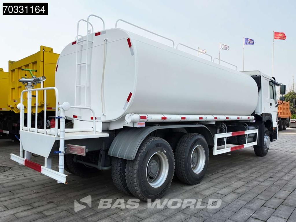 Sinotruk HOWO 371 6X4 Photo 2