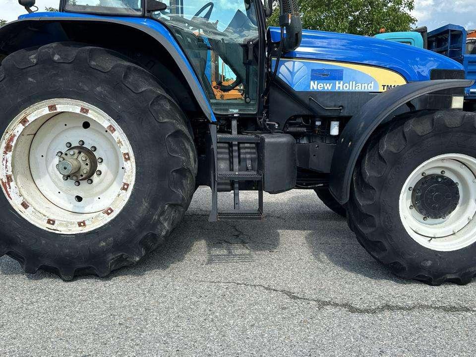 New Holland TM190 4X4 Photo 4