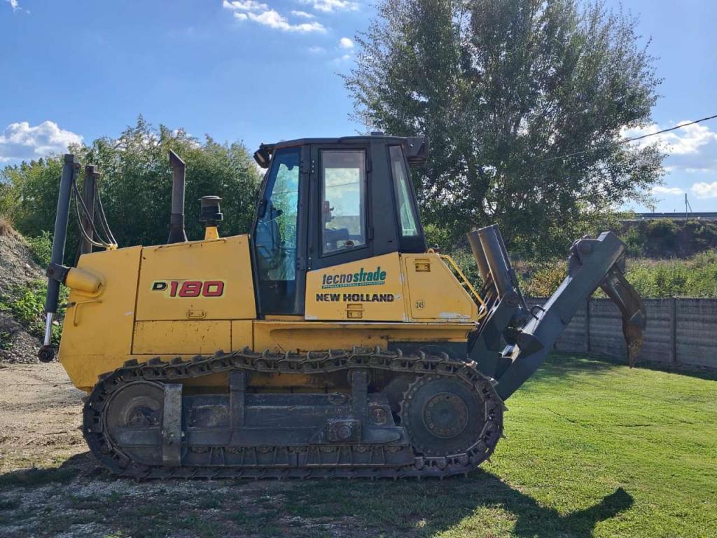 Fiat Hitachi D 180 PS Photo 1