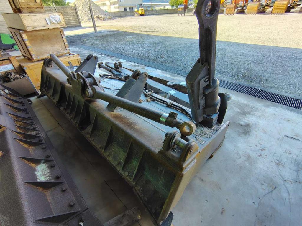 Fiat Hitachi D 180 PS Photo 21