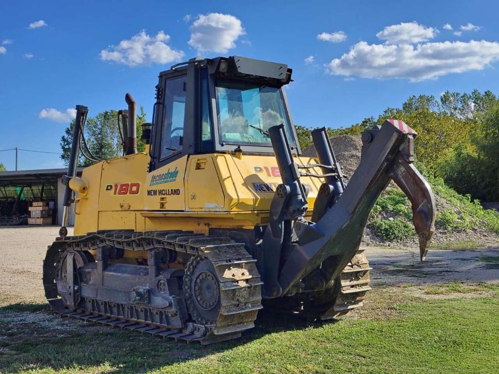 Fiat Hitachi D 180 PS Photo 3