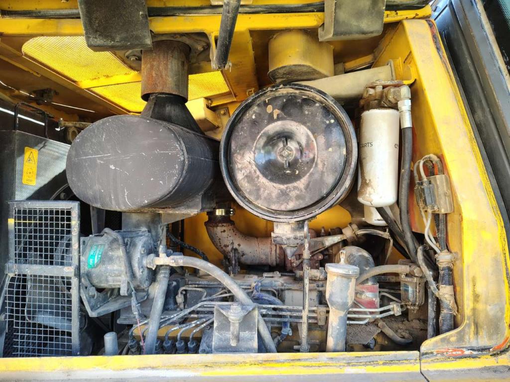 Fiat Hitachi D 180 PS Photo 9