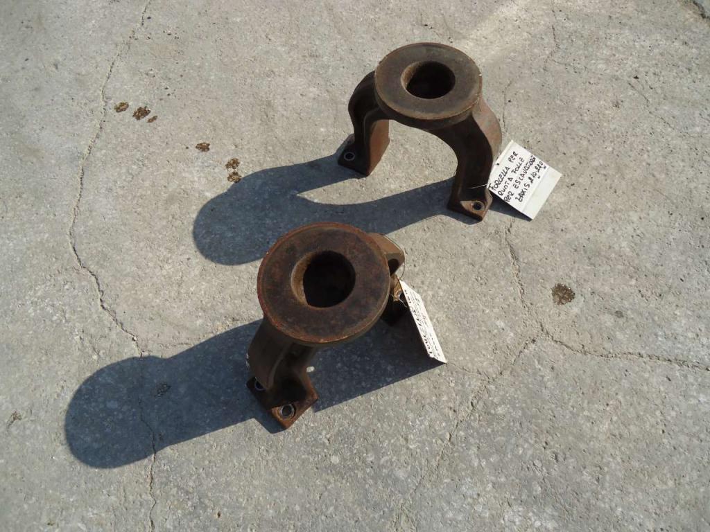 Idler wheel fork for Hitachi ZAXIS 210N - 240N Photo 3