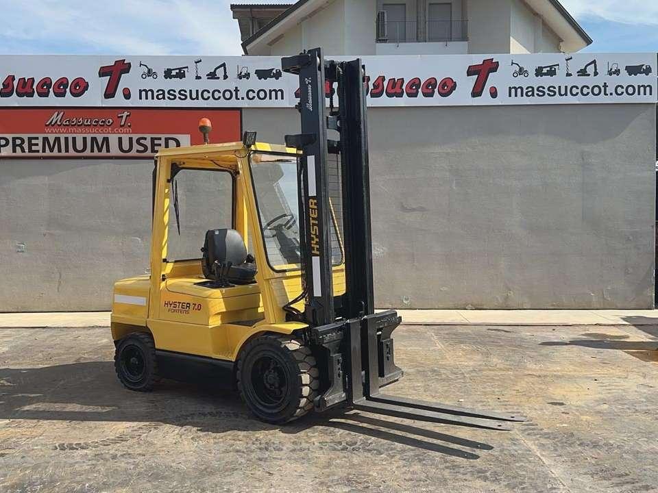Hyster H3.00XM Photo 16