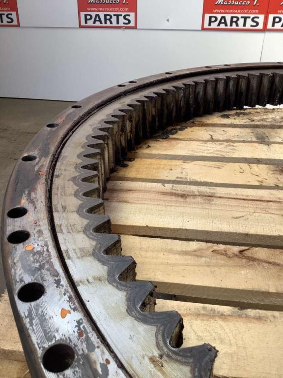 Slewing ring for Hitachi ZX160LC Photo 2