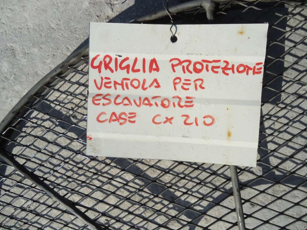 Grid for Case CX210 Photo 3
