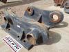 pin-on for 35-45 ton excavators Attachment plate Photo 3 thumbnail