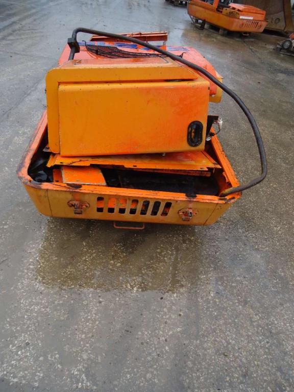 Hood and body panel for Fiat Hitachi EX215 Photo 3