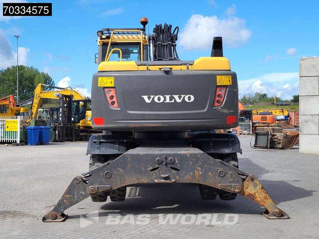 Volvo EW140 D Outriggers + Blade Photo 3