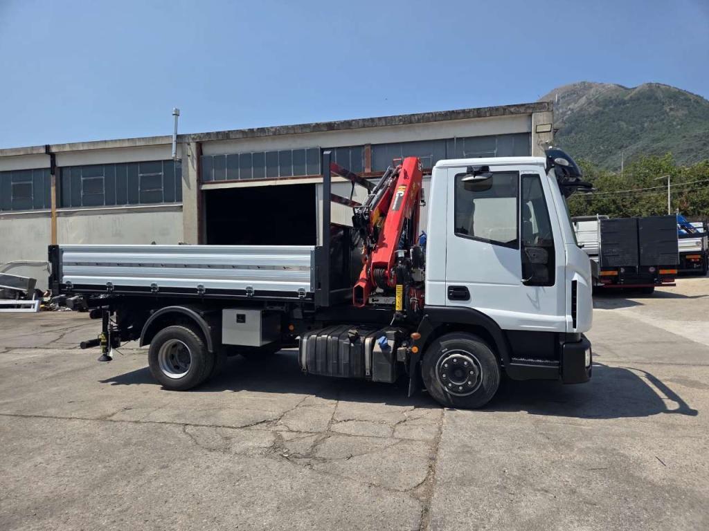 Iveco EUROCARGO 120-190L Photo 6