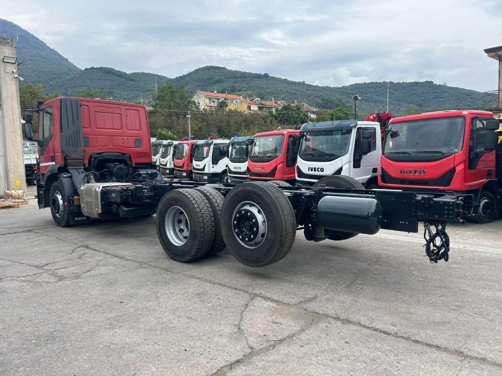 Iveco STRALIS HI-STREET 260S31 Photo 29