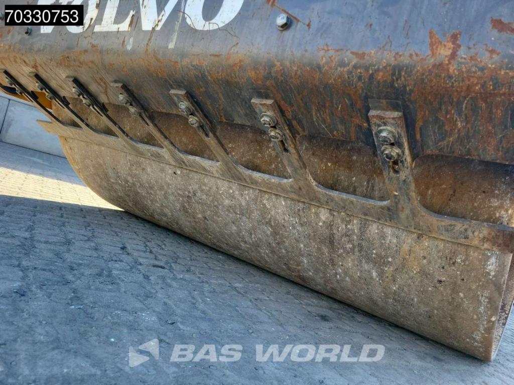 Volvo SD115 B A/C Photo 11