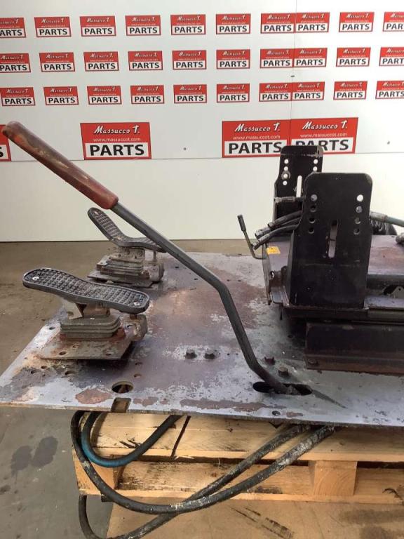Cabin base for Hitachi ZX160LC Photo 2