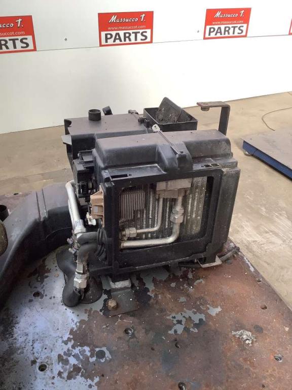 Cabin base for Hitachi ZX160LC Photo 4