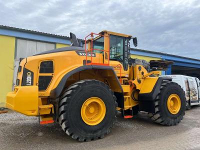 Volvo L220H sold by Balavto