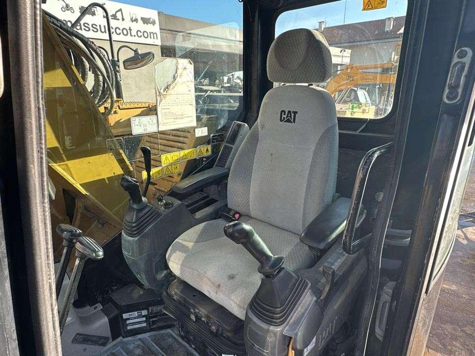 Caterpillar 314D Photo 16