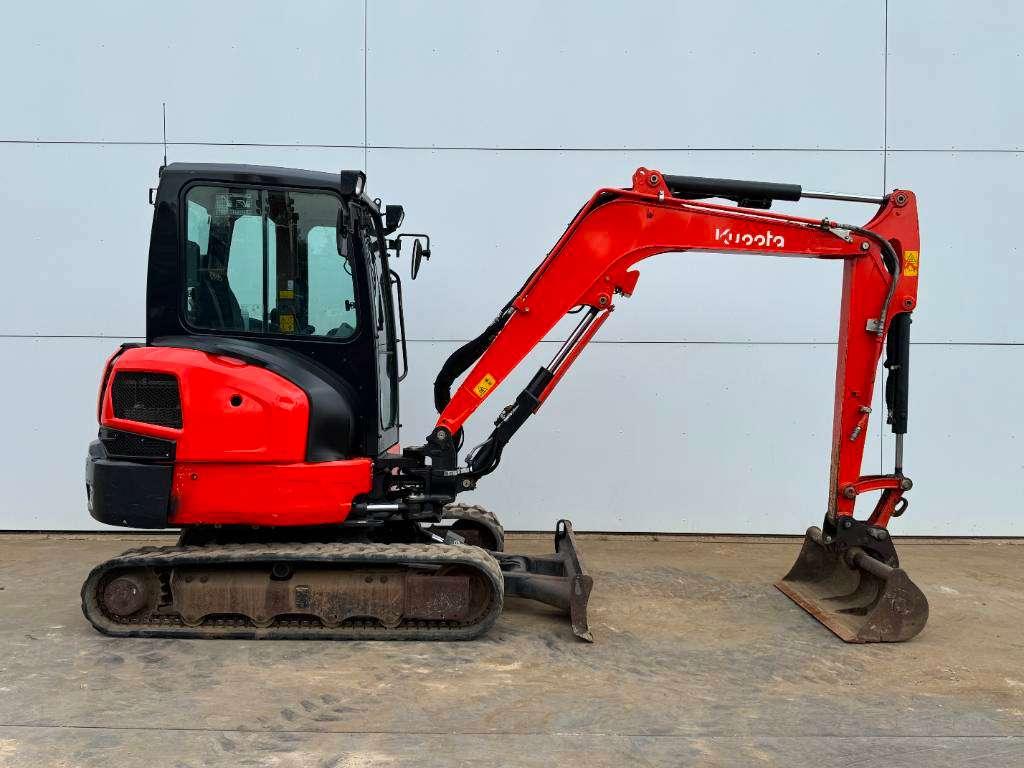 Kubota KX 037-4 - Hammer Lines / Quick Coupler Photo 6