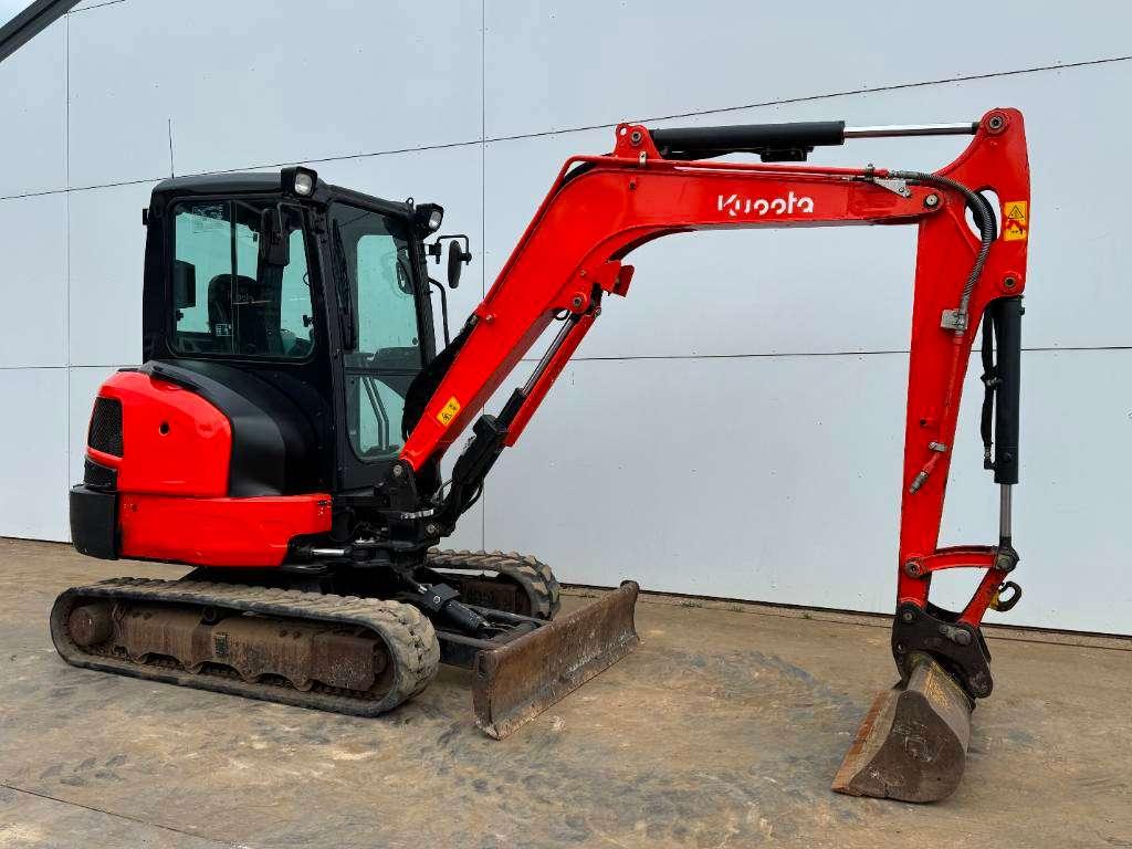 Kubota KX 037-4 - Hammer Lines / Quick Coupler Photo 7