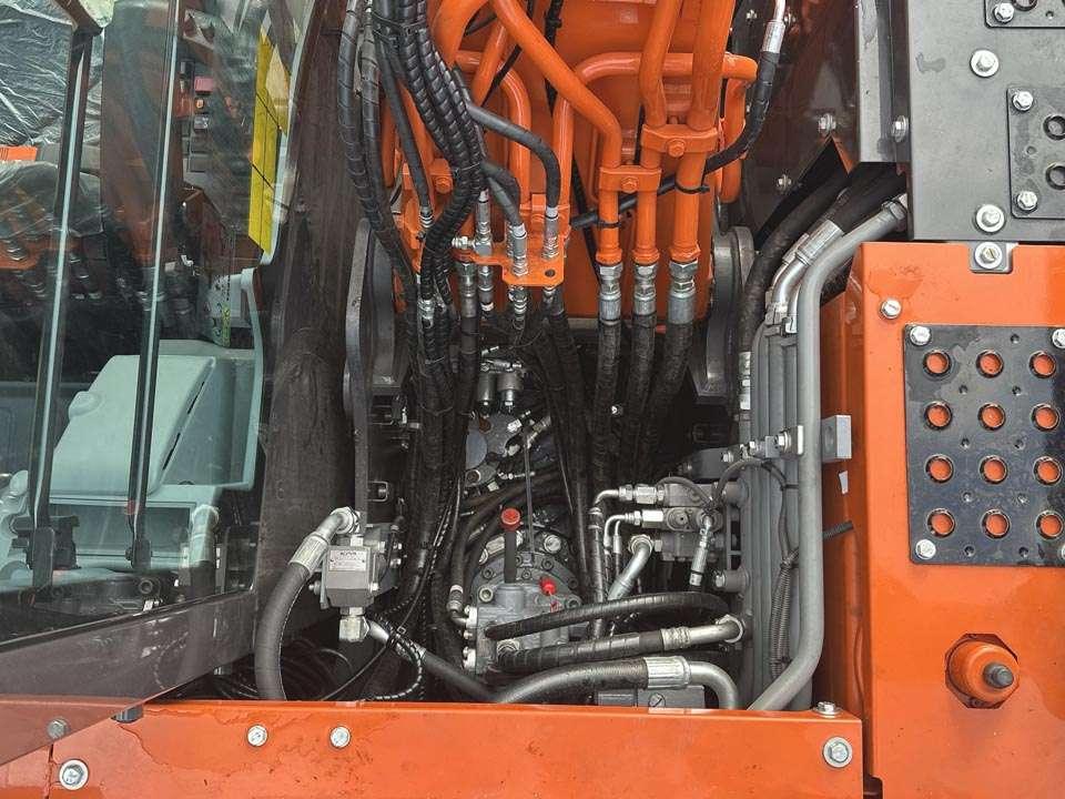 Hitachi ZX175 WT-7 Photo 15
