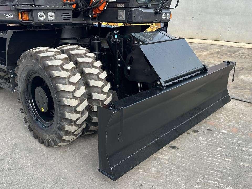 Hitachi ZX175 WT-7 Photo 9