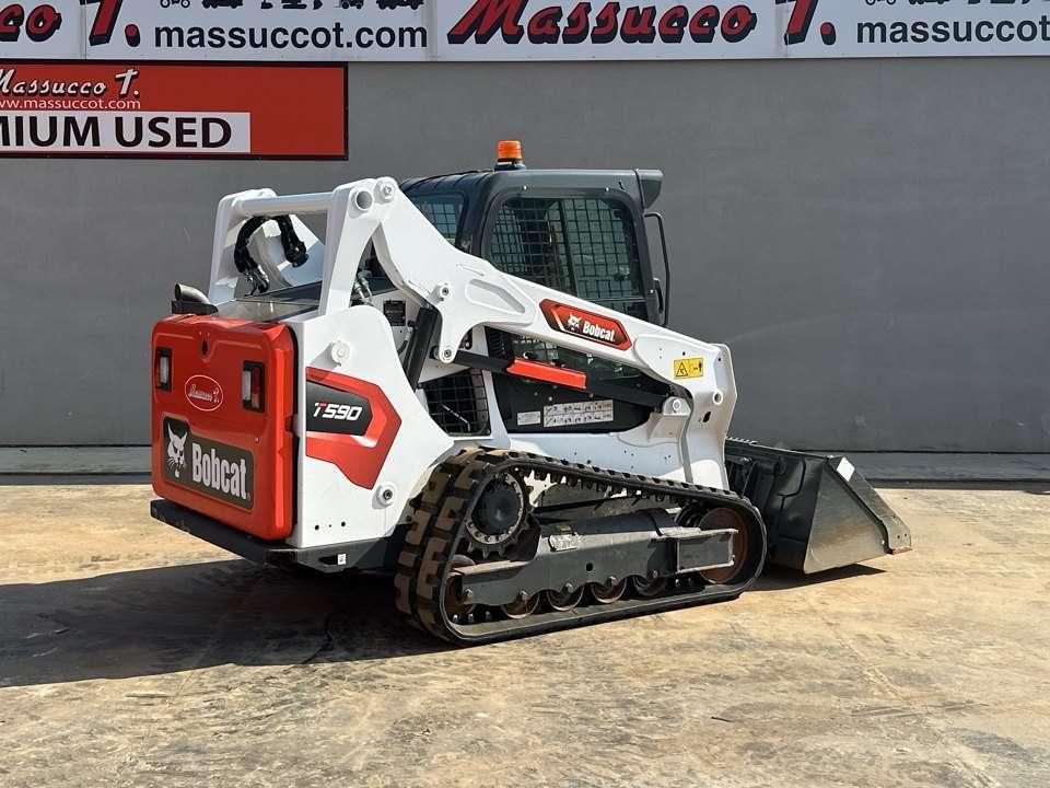 Bobcat T590 Photo 16