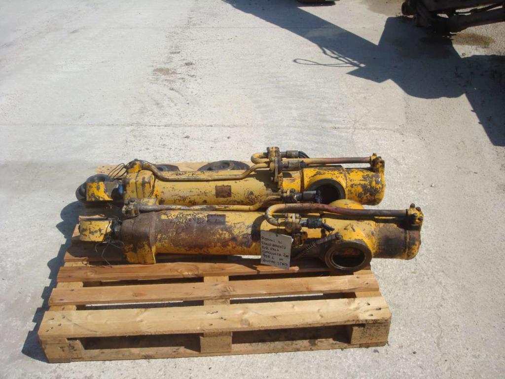 Lifting piston for CAT 955L Photo 4