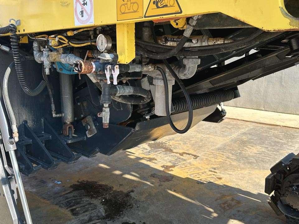 Bomag BM2000/60-2 Photo 9