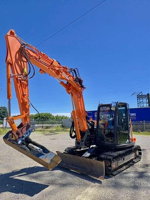 Hitachi Zaxis 85 USB-5 braccio triplice Photo 6