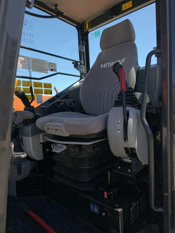 Hitachi Zaxis 85 USB-5 braccio triplice Photo 9