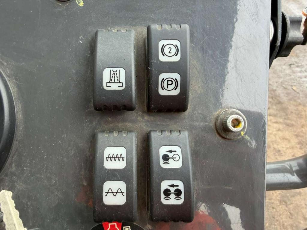 Case 450 NX Photo 19