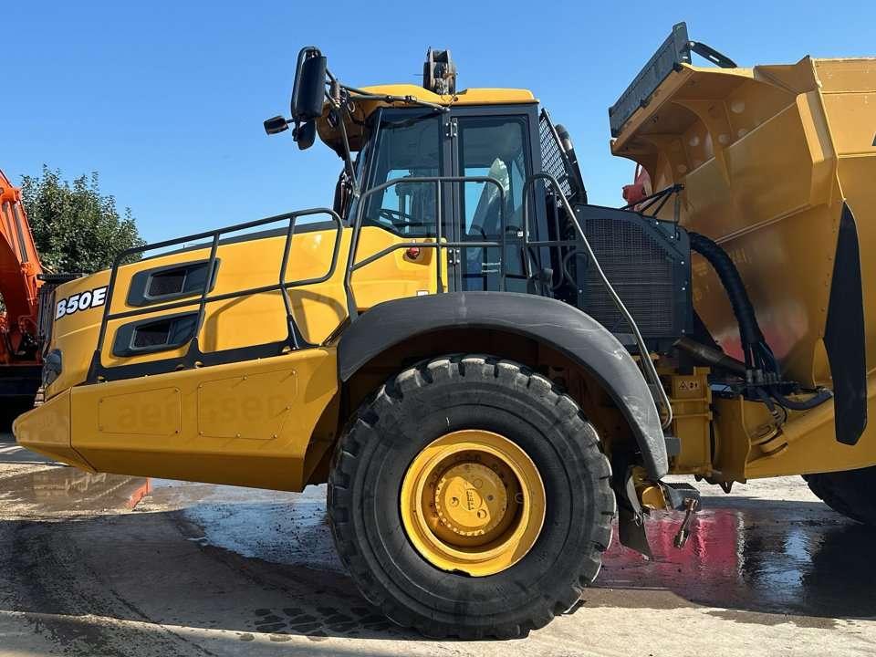 Bell B50E 6X6 Photo 4