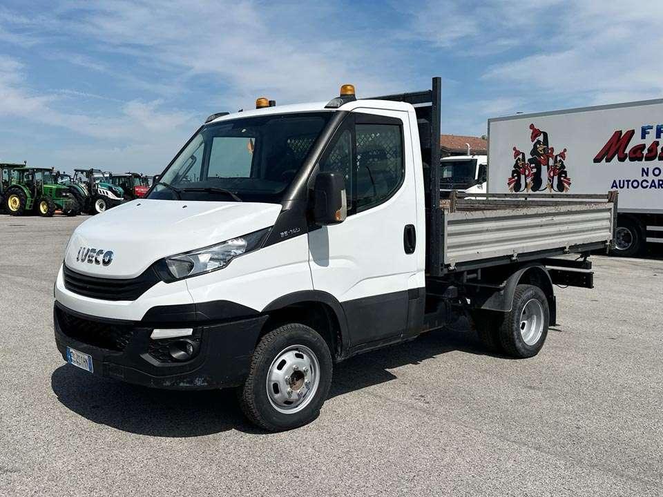Iveco DAILY 35-140 4x2 Photo 1