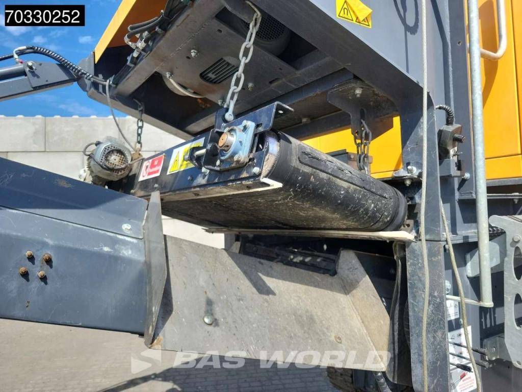 Barford 750J CAT C4.4 Engine Photo 11
