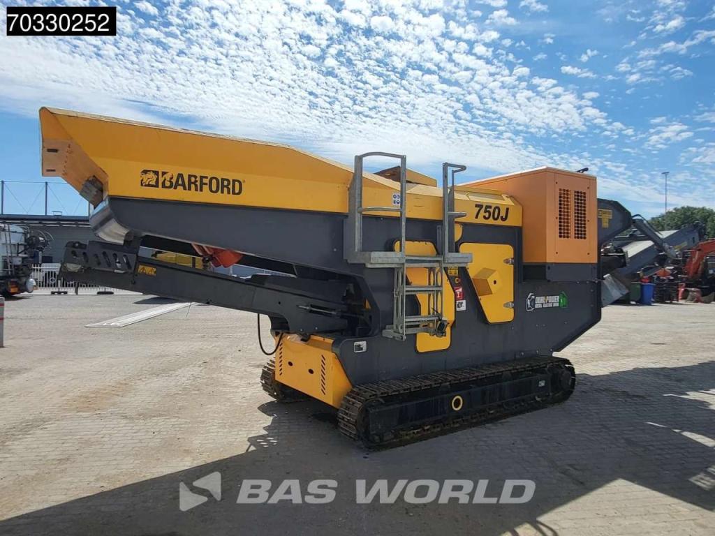 Barford 750J CAT C4.4 Engine Photo 5