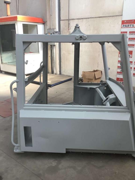 Cab for Bell 30E Photo 3