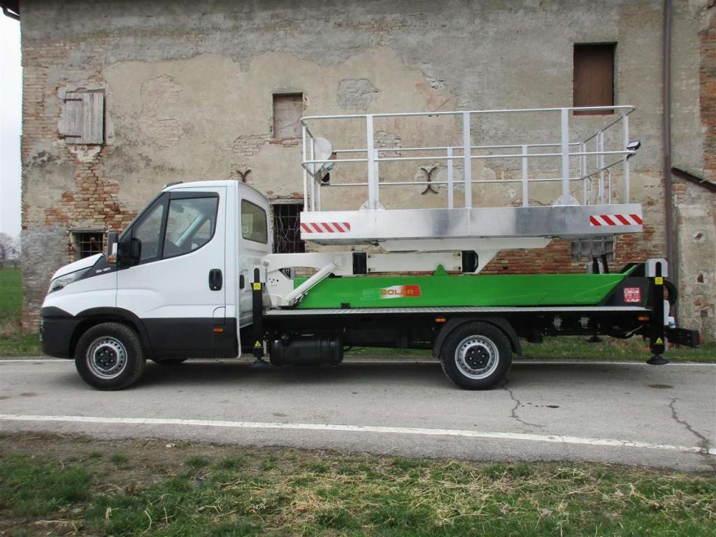 Comet Officine SOLAR 11 Photo 2