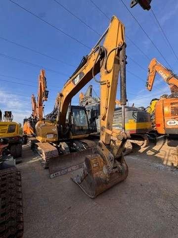 Caterpillar 311 Photo 1