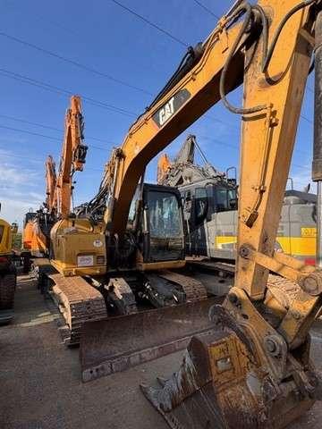 Caterpillar 311 Photo 2