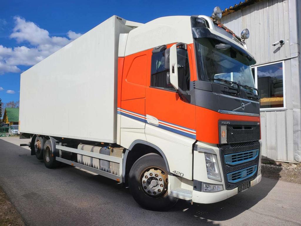 Volvo FH420 SIDEOPENING Photo 8