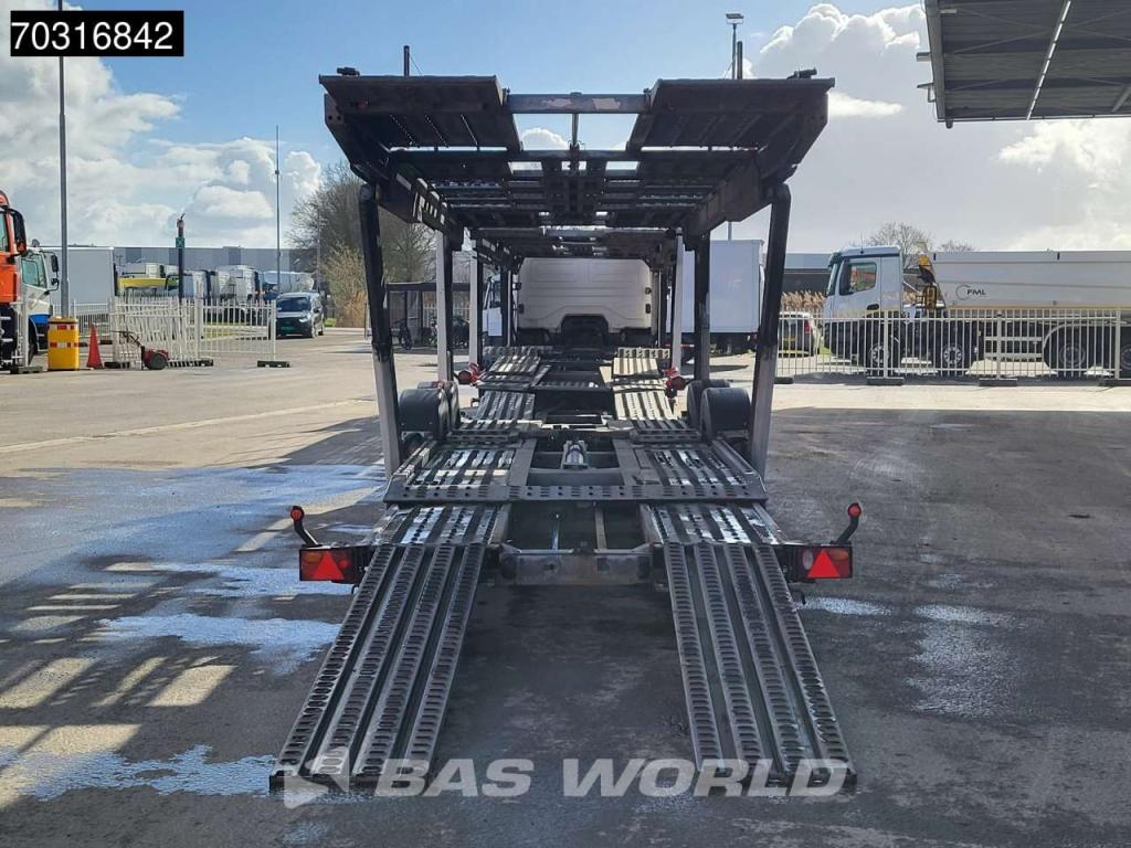Mercedes-Benz Axor 1833 4X2 Photo 6