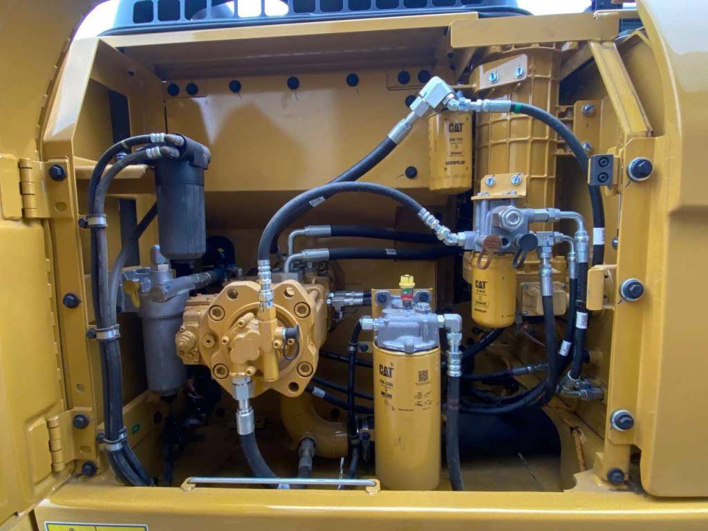 Caterpillar 323D3 Photo 21