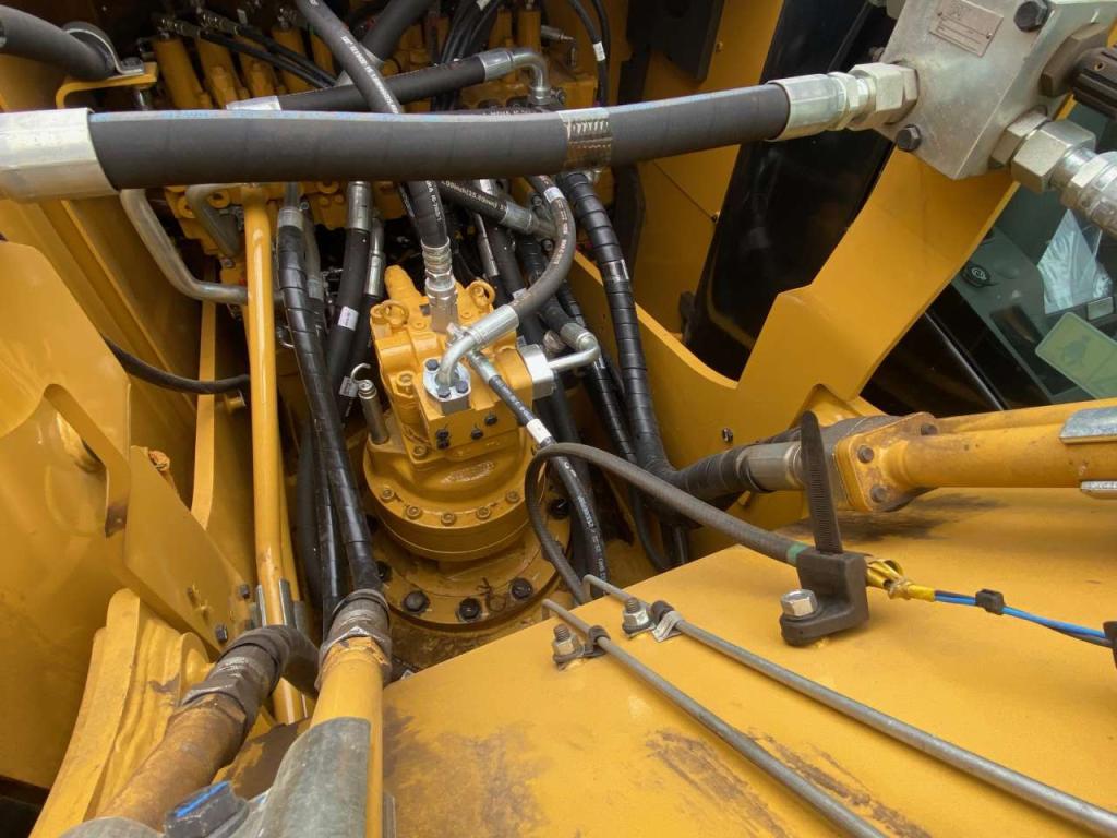 Caterpillar 323D3 Photo 22