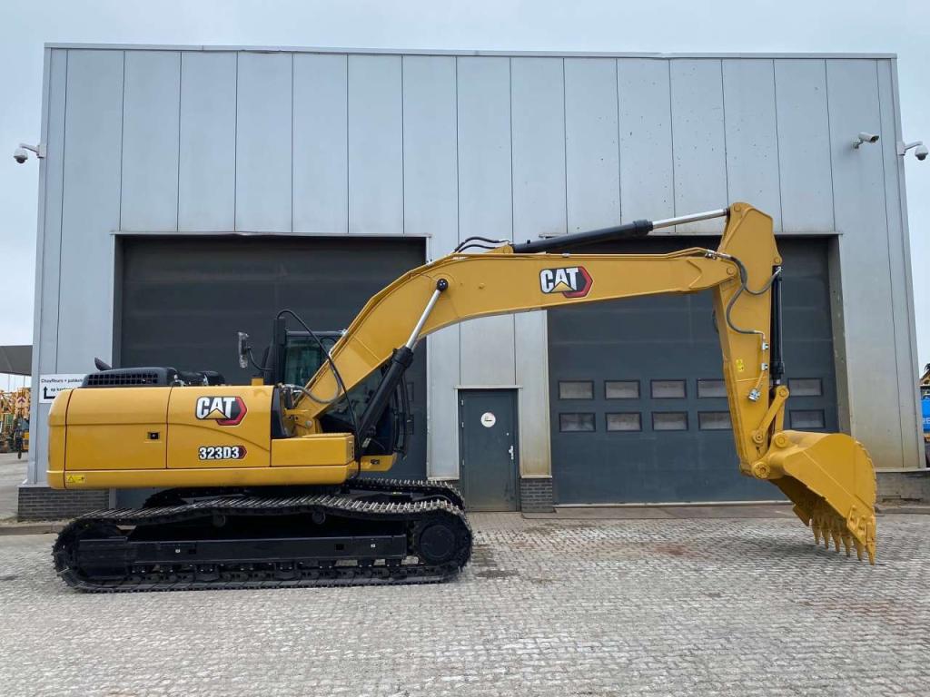 Caterpillar 323D3 Photo 6