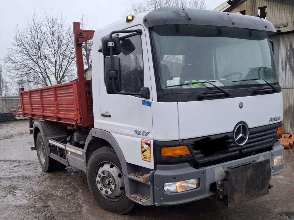 Mercedes-Benz Ateco 1217 Photo 1