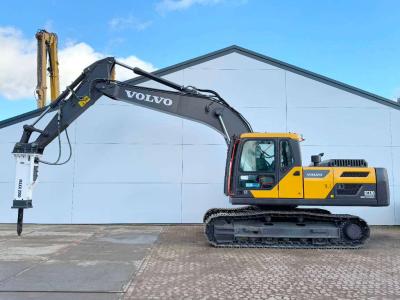 Volvo EC220D + Maxx 2000 Hammer New / Unused / 2025 Mode sold by Boss Machinery