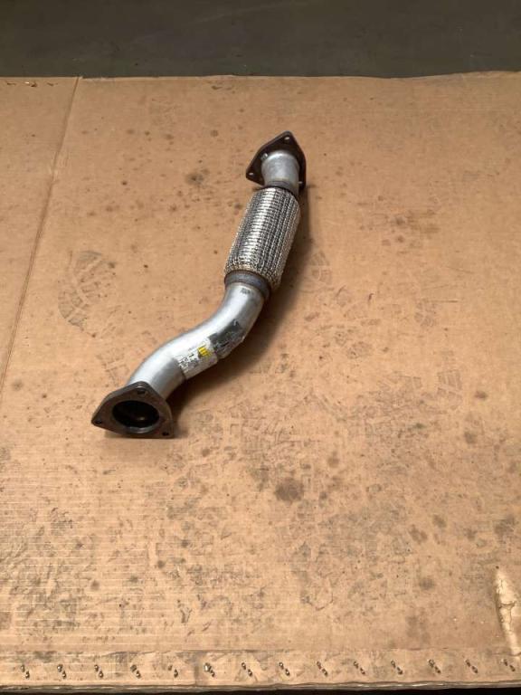 Exhaust manifold Photo 2